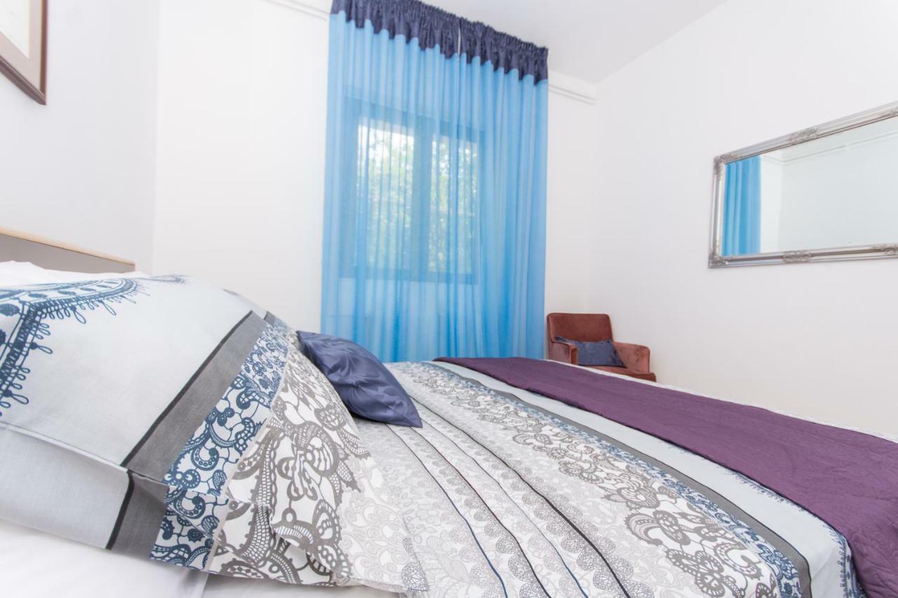 Holiday Home Ruzmarin Trogir Eksteriør billede